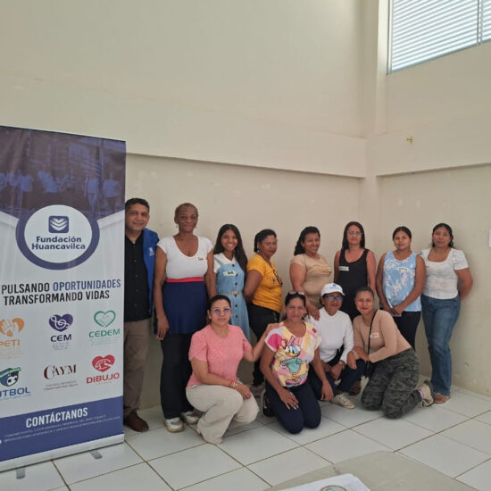 Tejiendo Paz: una alianza por el desarrollo y la autonomía de las mujeres